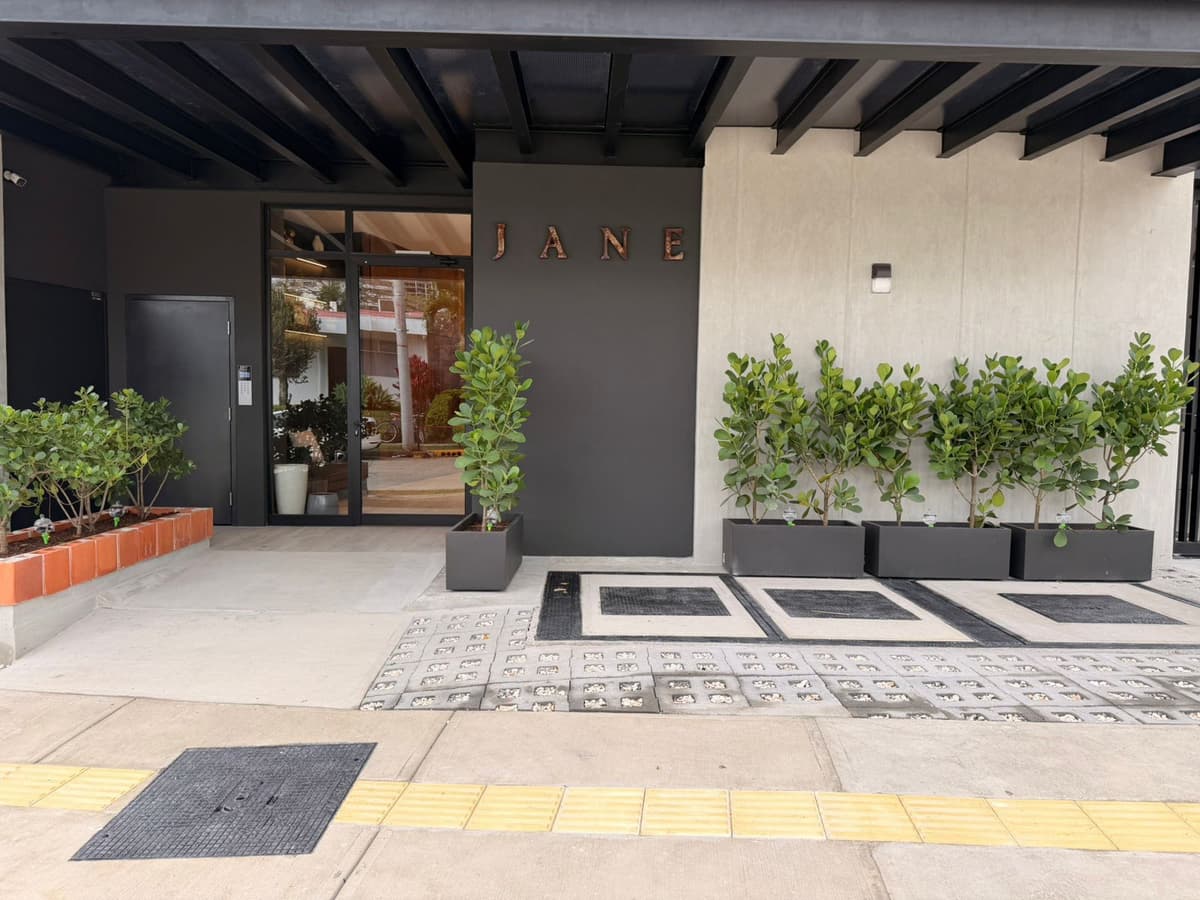 Amplio Apartamento en Venta en Rohrmoser Pavas San José - foto 1