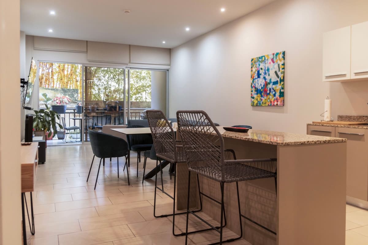 Apartamento en Venta en Escazú para Residencia o renta - foto 1