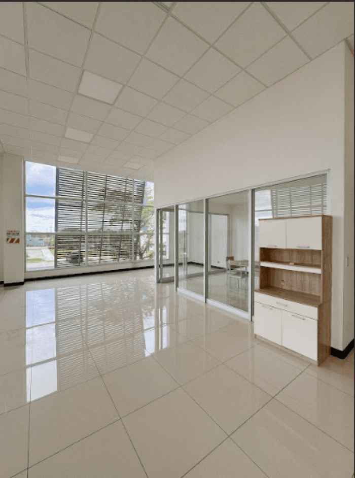Oficina Comercial 73m2 en Renta  en Libería Guanacaste  - foto 1