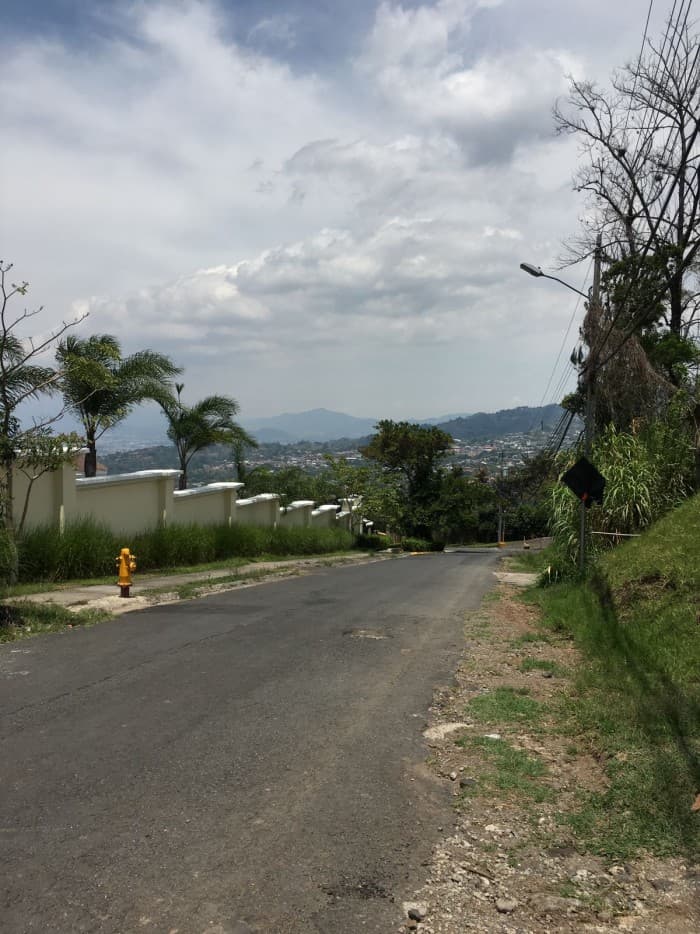 Vendo  lote para construir con vista panorámica Escazú - foto 1