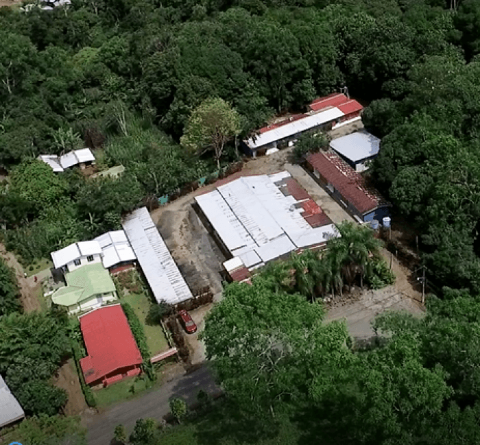 Terreno con Hotel en Perez Zeledón cerca Quebrada Honda - foto 1