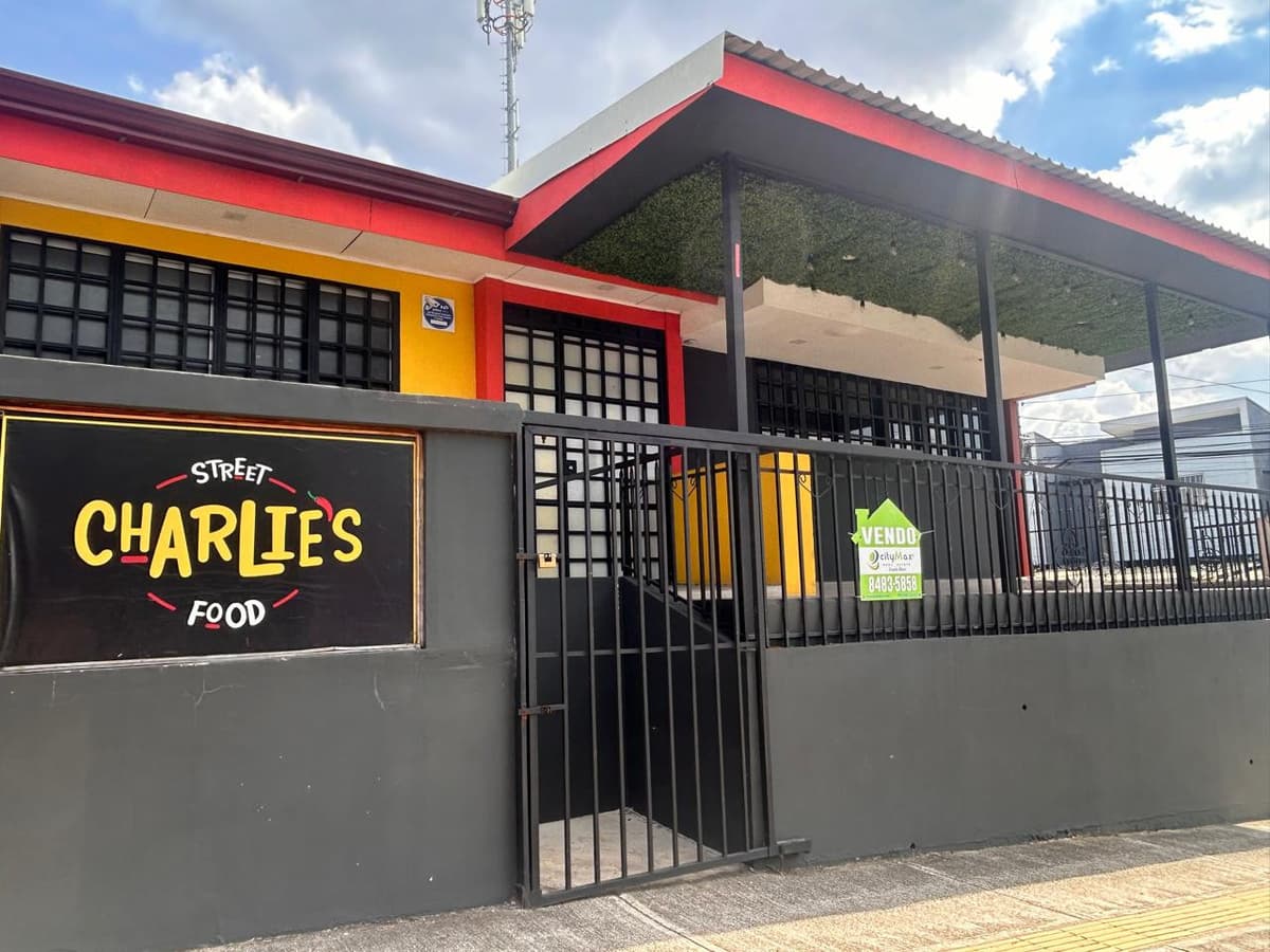 En venta local comercial y Apartamento en Heredia CR - foto 1