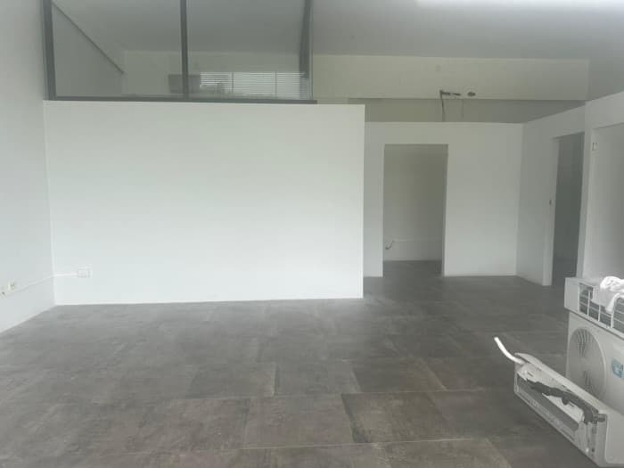 Renta de Local Comercial de 71m2 en Plaza Com. en Jacó - foto 1