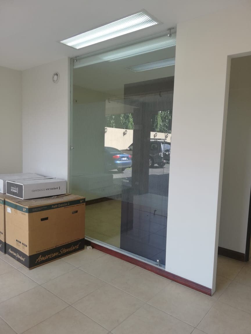 Se alquila local comercial en Centro Medico, Belén - foto 1