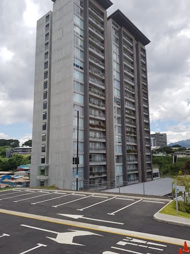 Apartamento en Alquiler en Torre en la Uruca San José  - foto 1