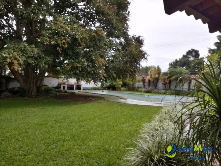 Terreno con Casa en Venta en Santa Rosa, Santo Domingo  - foto 1