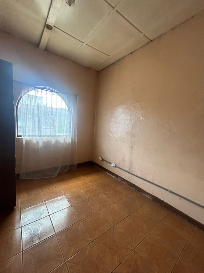 Casa en Venta con Uso suelo Mixto, en Heredía Centro! - foto 3