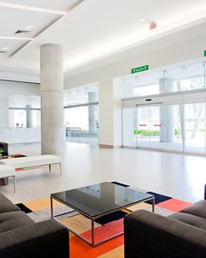 Oficina comercial de 316m2 en Renta en Calle Blancos - foto 3