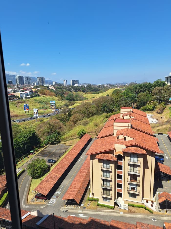 Apartamento en Renta en Condominio en la Uruca San José - foto 4