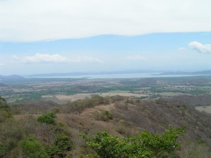 Amplia Finca en Venta en Nandayure Guanacaste. - foto 2