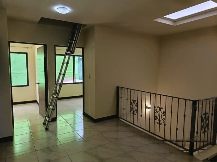 Alquiler de amplia y centrica casa en Escazú, San José - foto 15