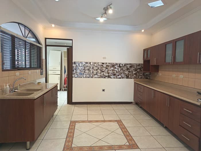 Hermosa Casa en Venta o Renta en Condominio en Moravia. - foto 7