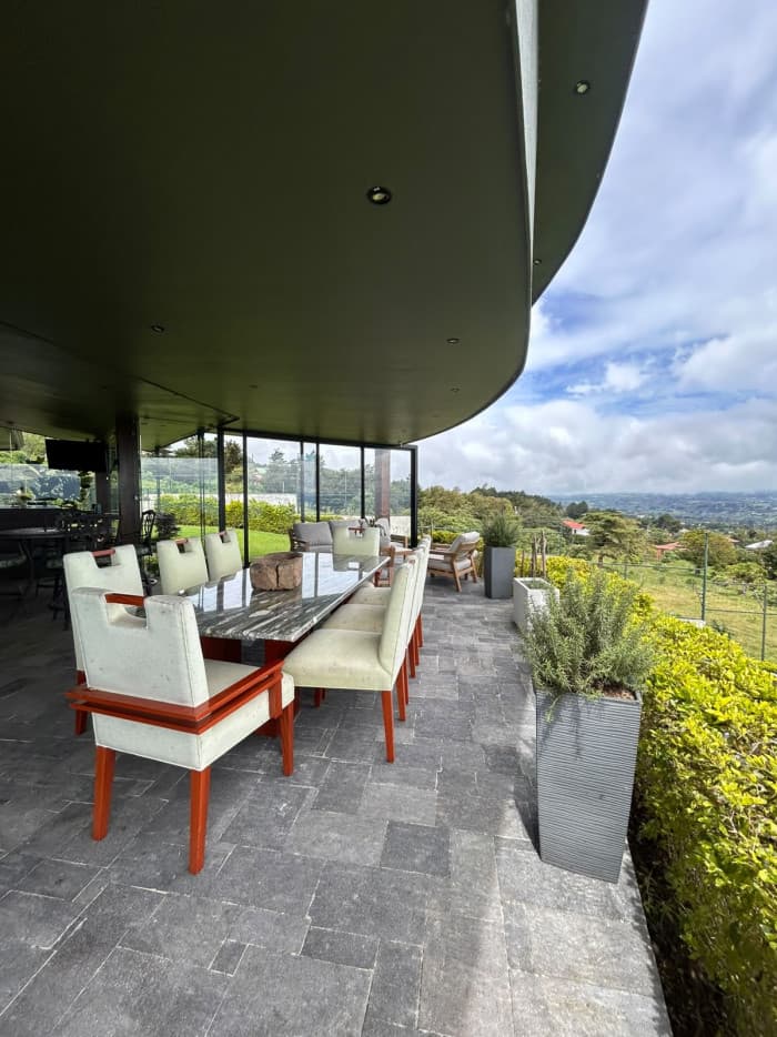 ESPECTACULAR CASA EN RENTA EN SAN ISIDRO DE HEREDIA CR - foto 3