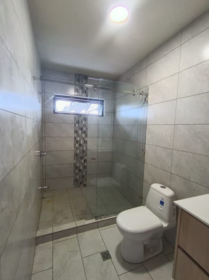Alquiler de amplia y centrica casa en Escazú, San José - foto 22