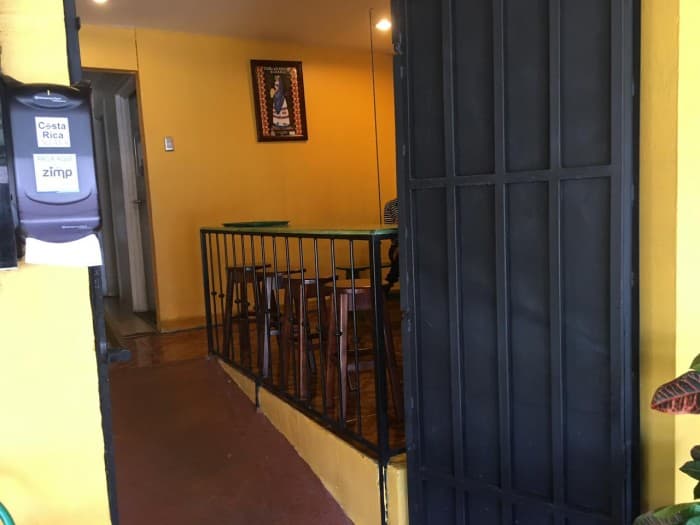 Local Comercial Esquinero en Venta en Heredia Centro - foto 3