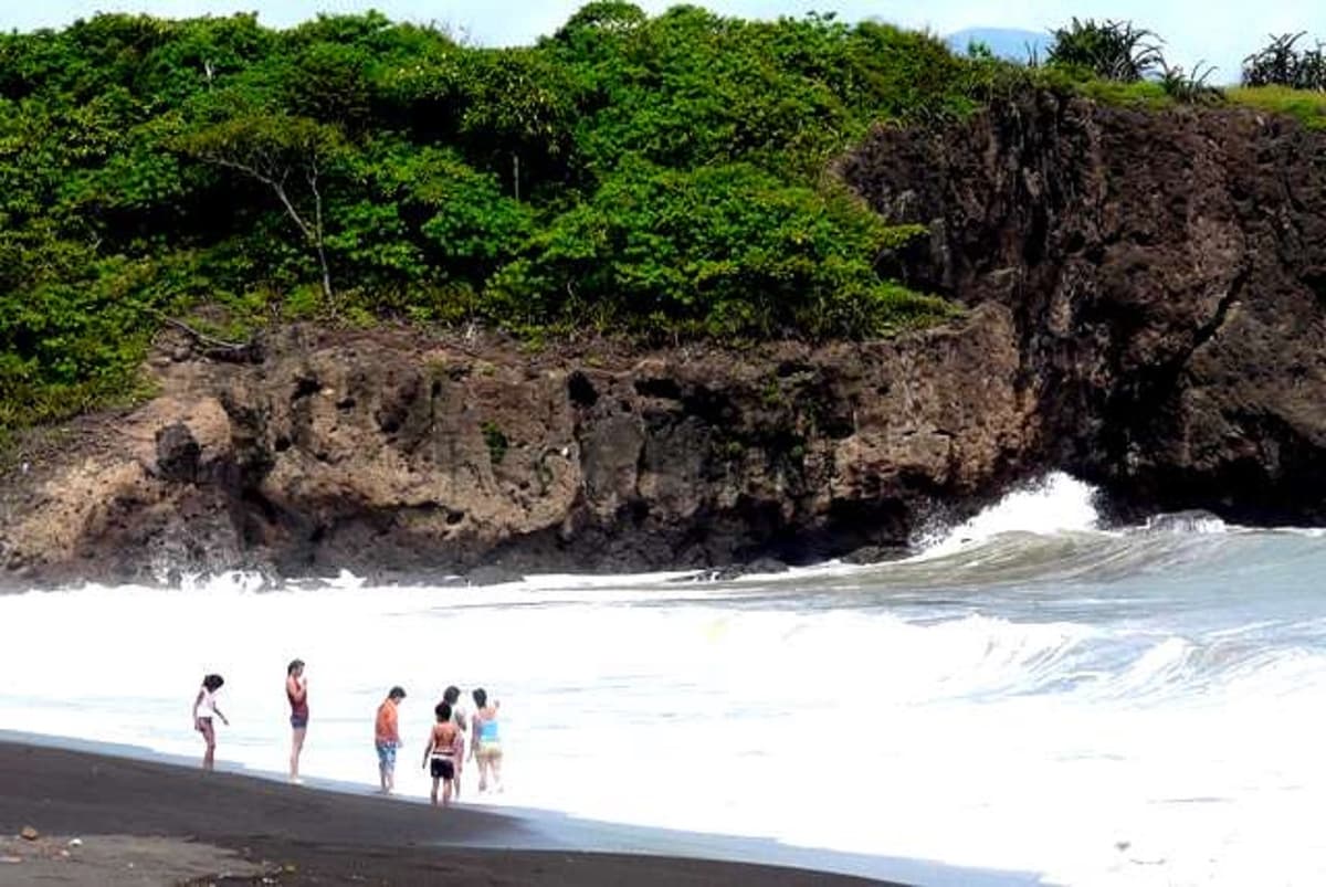 Terreno Frente al Mar en Playa Bajamar, Puntarenas.  - foto 2