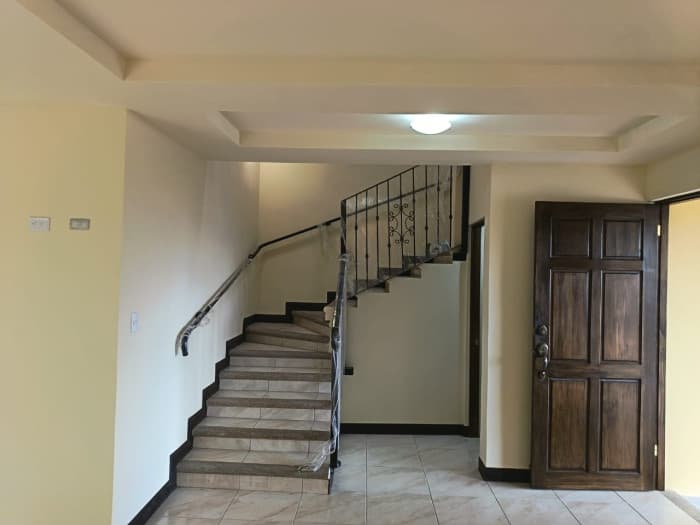 Alquiler de amplia y centrica casa en Escazú, San José - foto 20
