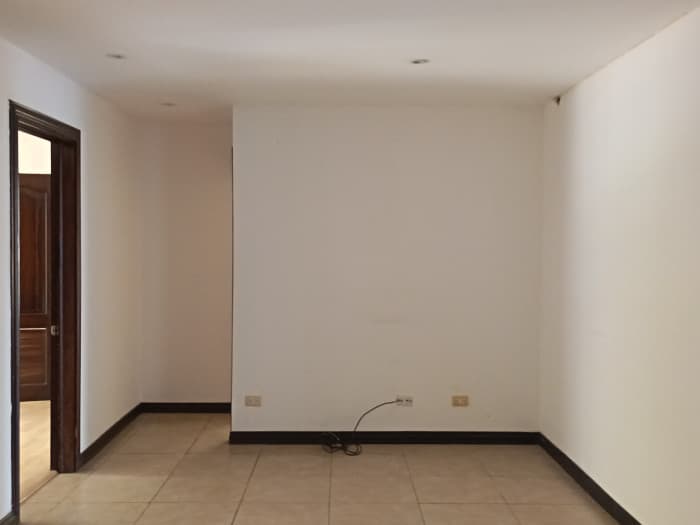 Hermosa Casa en Venta en San Rafael de Escazú San José. - foto 15