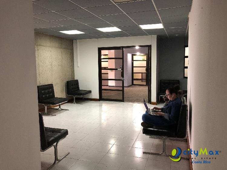 Oficina en Alquiler en San José calle blanco Tibas  - foto 4