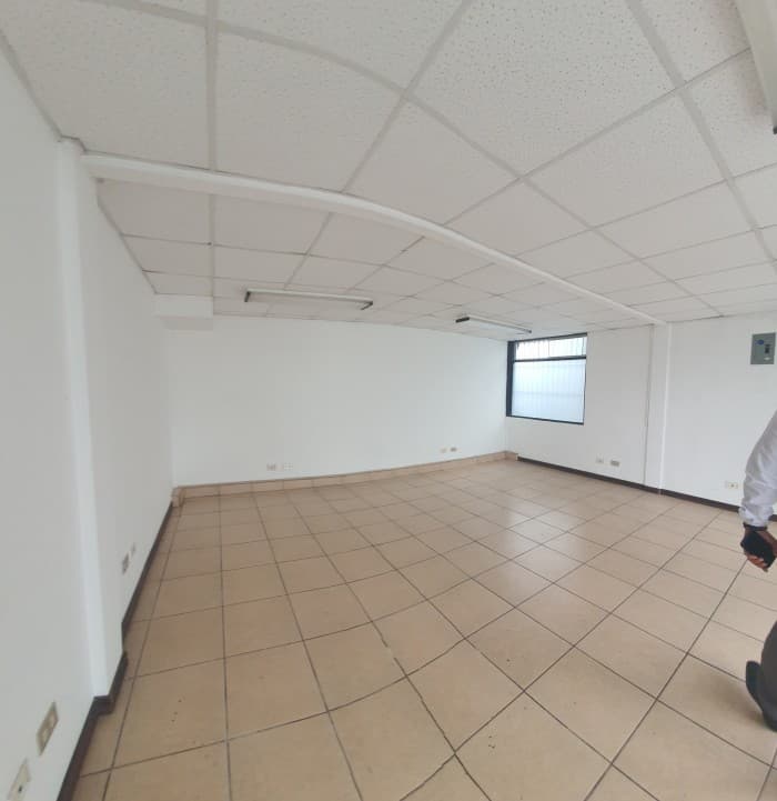 Local Comercial en Renta Sabana Sur San Jose Costa Rica - foto 4