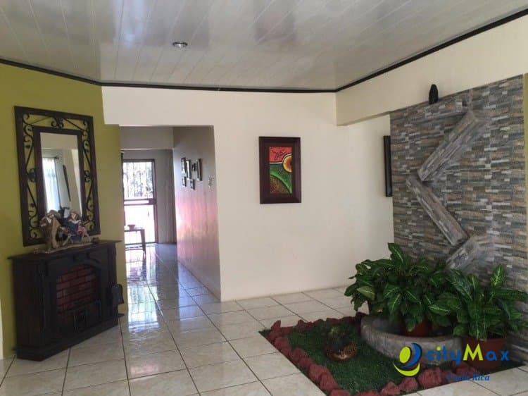 Se Vende casa de 760m2 de terreno  ubicada en Esparza. - foto 3