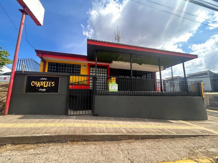 En venta local comercial y Apartamento en Heredia CR - foto 2