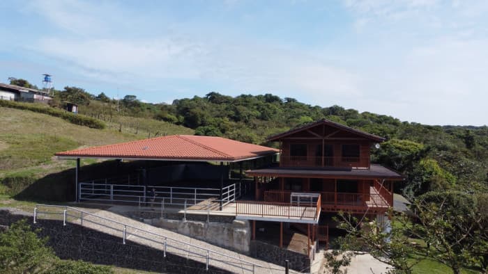 Casa en Finca en venta en Dulce Nombre de Coronado - foto 2