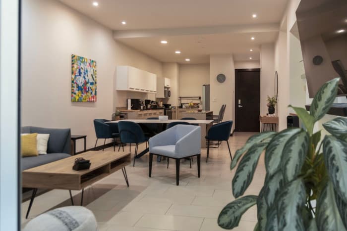 Apartamento en Venta en Escazú para Residencia o renta - foto 4