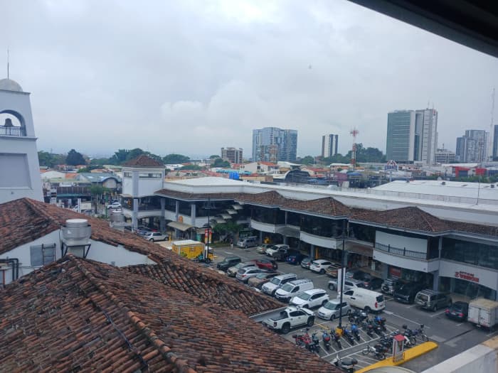 Oficina Comercial en Alquiler en Centro Comercial Pavas - foto 3