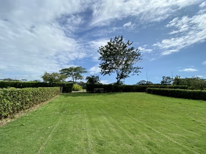 Terreno en Venta en condominio Playa Hermosa Puntarenas - foto 2