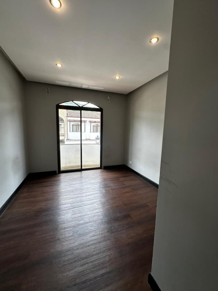 Hermosa Casa en Venta en Pozos de Santa Ana  - foto 4