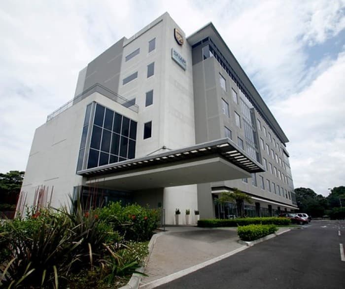 Nivel completo de Oficinas en alquiler en  Alajuela CR - foto 2