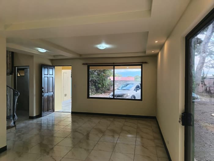 Alquiler de amplia y centrica casa en Escazú, San José - foto 7