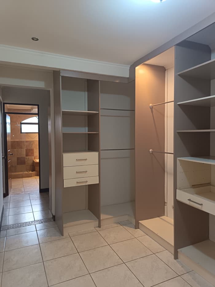 Hermosa Casa en Venta o Renta en Condominio en Moravia. - foto 24