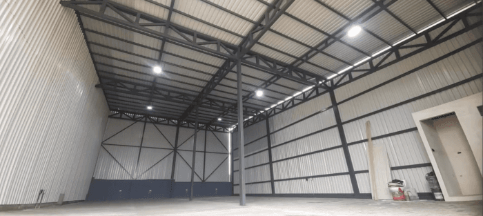 Hermosas bodegas de 330m2 en renta en Pavas, San José - foto 3