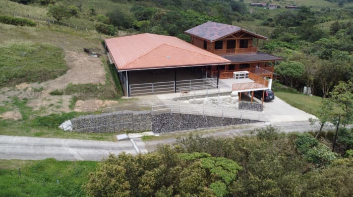 Casa en Finca en venta en Dulce Nombre de Coronado - foto 3