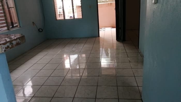 En Venta propiedad con 2 casas, 1 apartamento y 1 local - foto 3