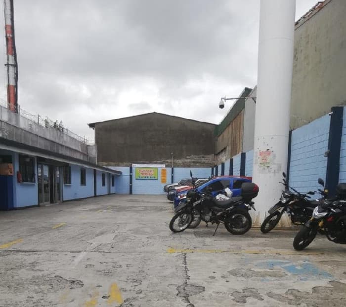 Amplio Local Comercial en Venta en la Uruca.  - foto 4