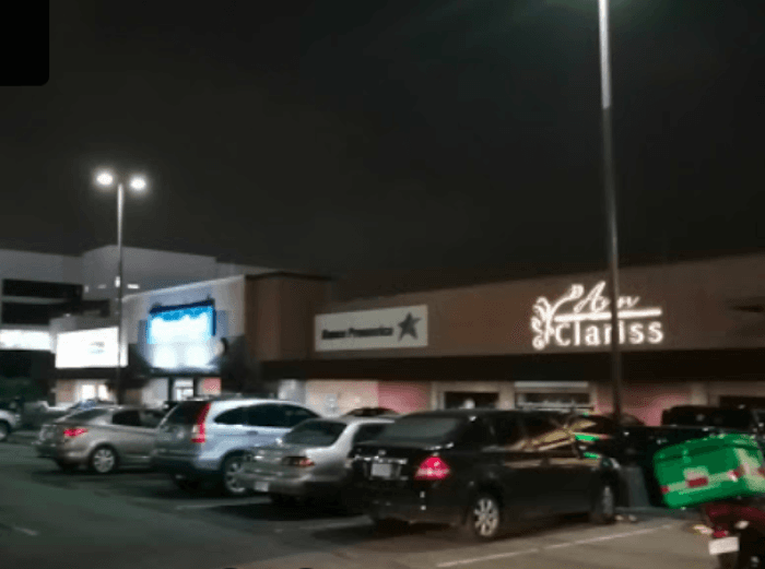 Amplio Local de 131m2 en Plaza Comercial en Heredia - foto 3
