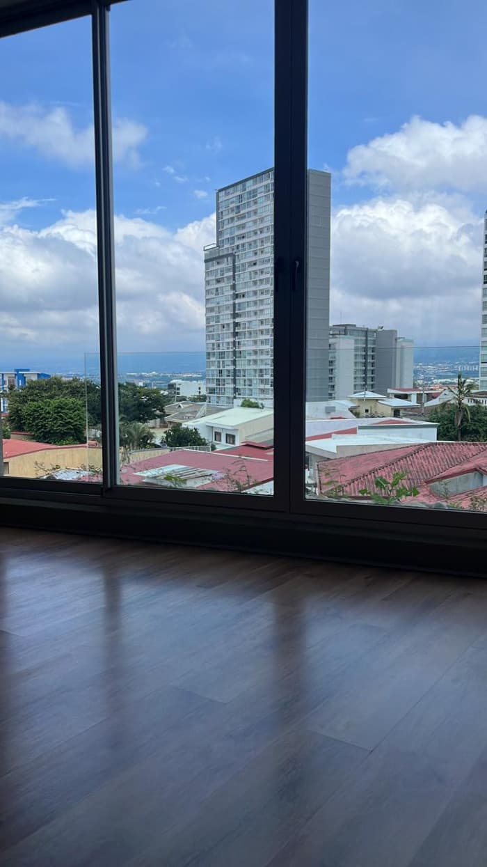 En Venta apartamento en Rorhmoser San Jose CR - foto 2