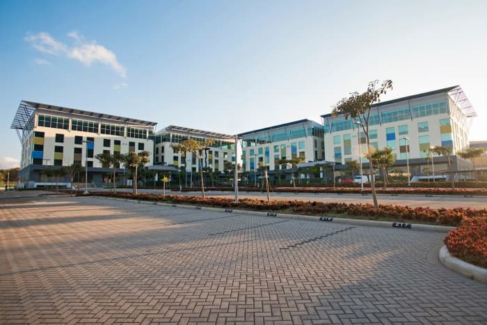 Oficinas en Alquiler Terra Campus - foto 2
