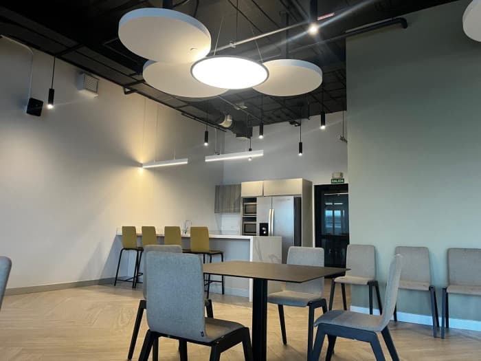Amplia Oficina de 150m2 en Renta en San Pedro, San José - foto 2
