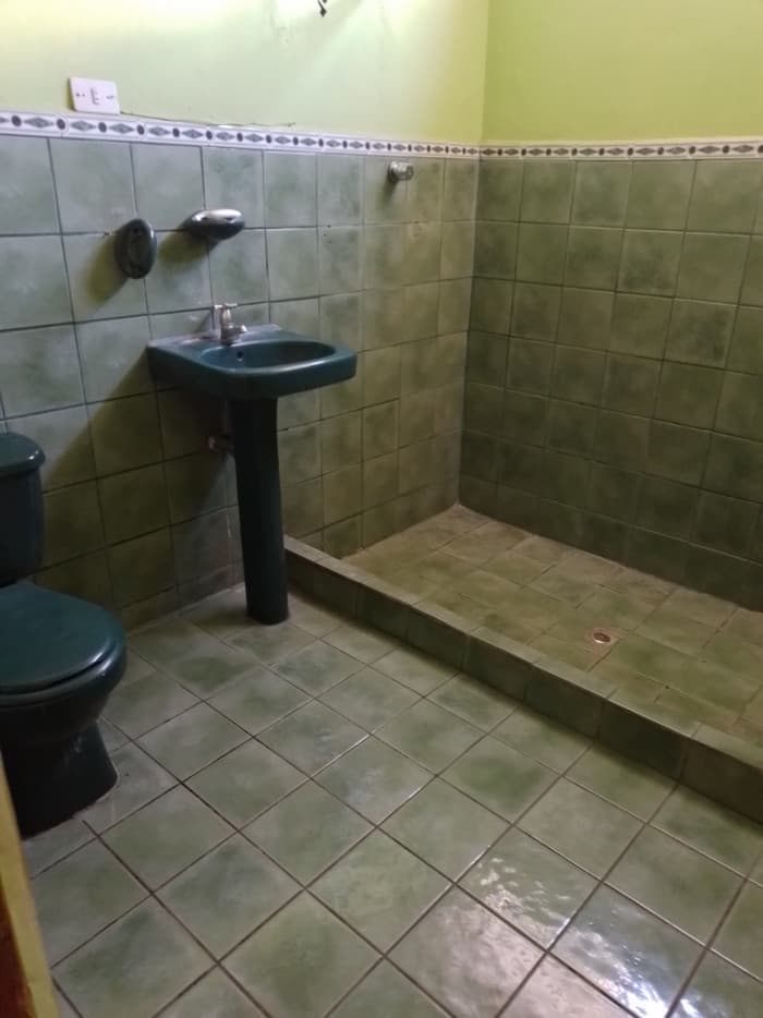 Venta de casa con uso de suelo mixto Cartago La Union  - foto 3