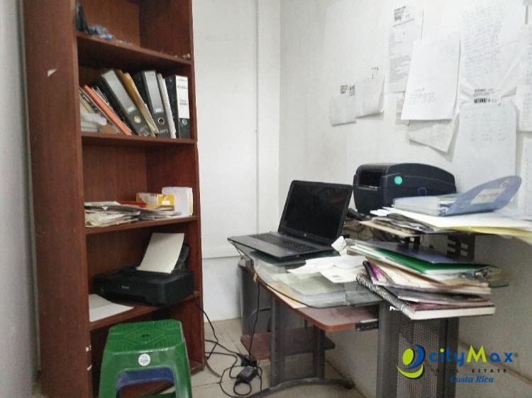  Casa en venta con uso comercial en Curridabat Centro  - foto 3