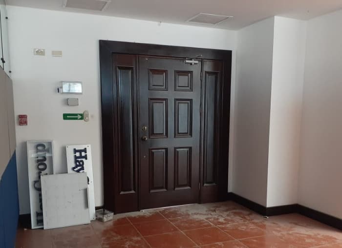 En Alquiler Oficina Comercial de 115.87 m2 en San José  - foto 3