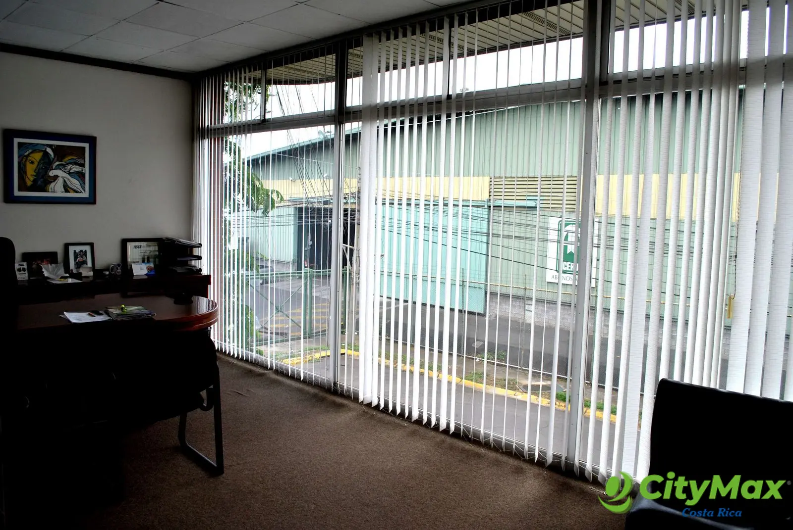 Oficina en La Uruca Ideal para Inversión o Empresa - foto 1
