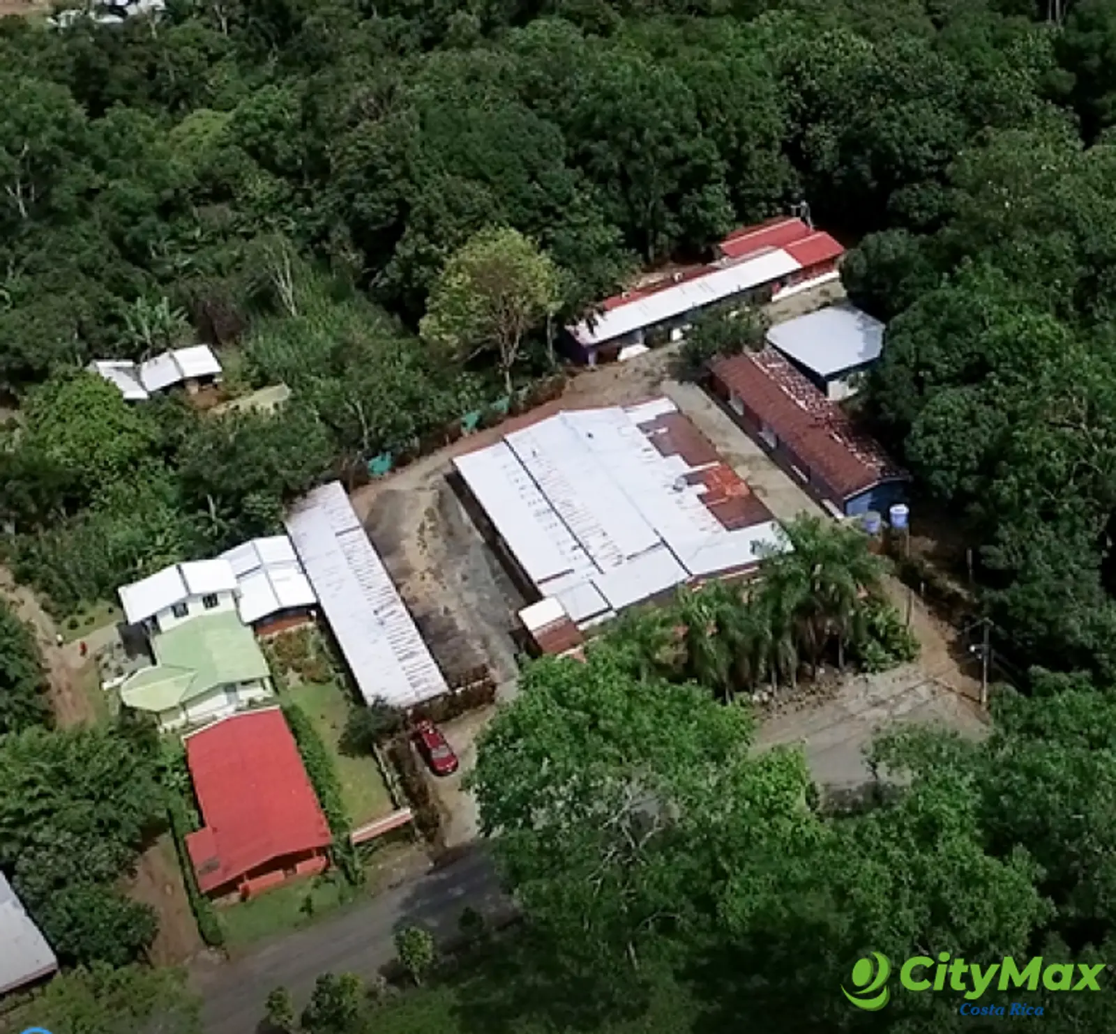 Terreno con Hotel en Perez Zeledón cerca Quebrada Honda - foto 1