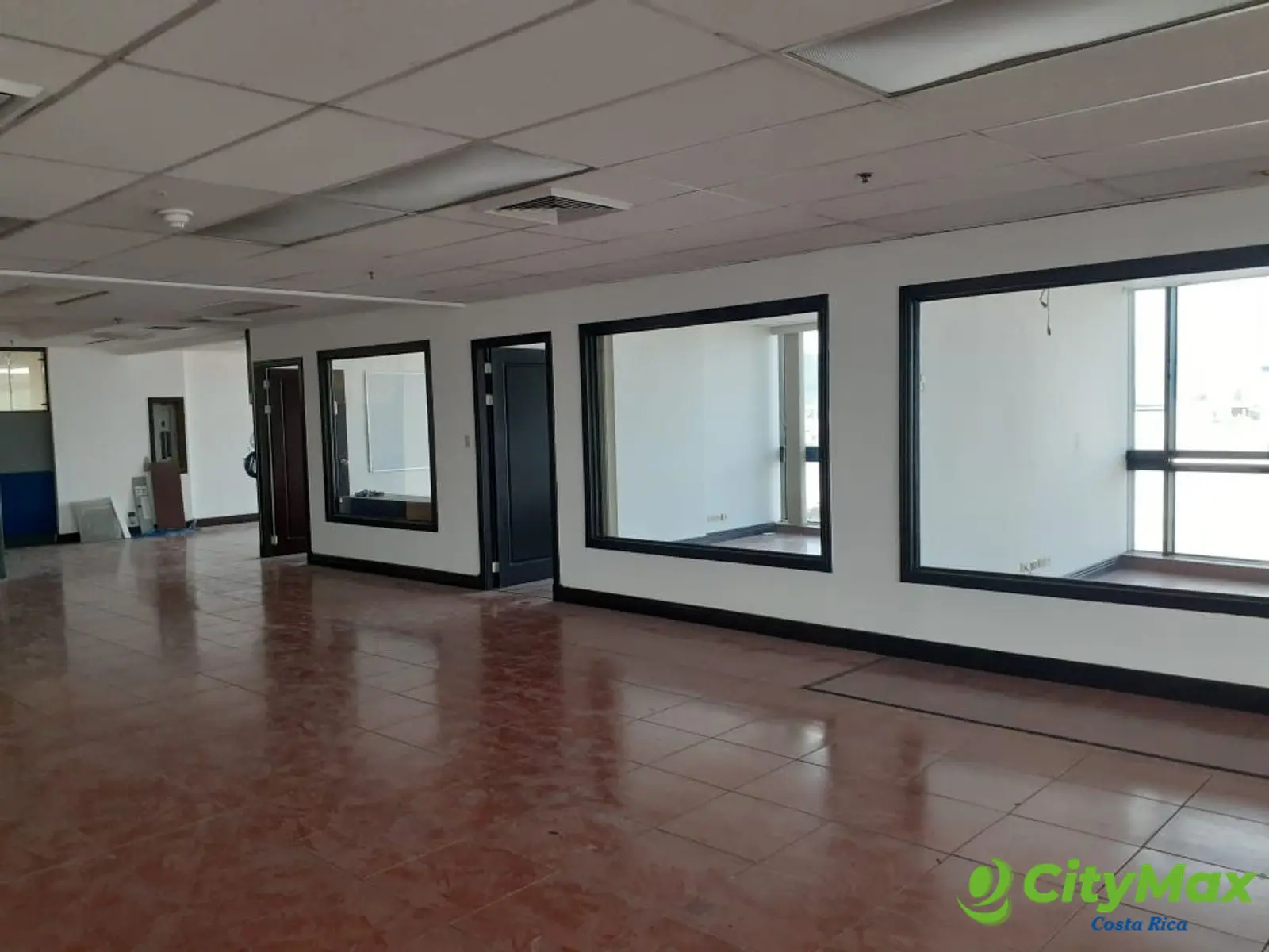 Oficina Comercial en Renta en San José Paseo Colón  - foto 1