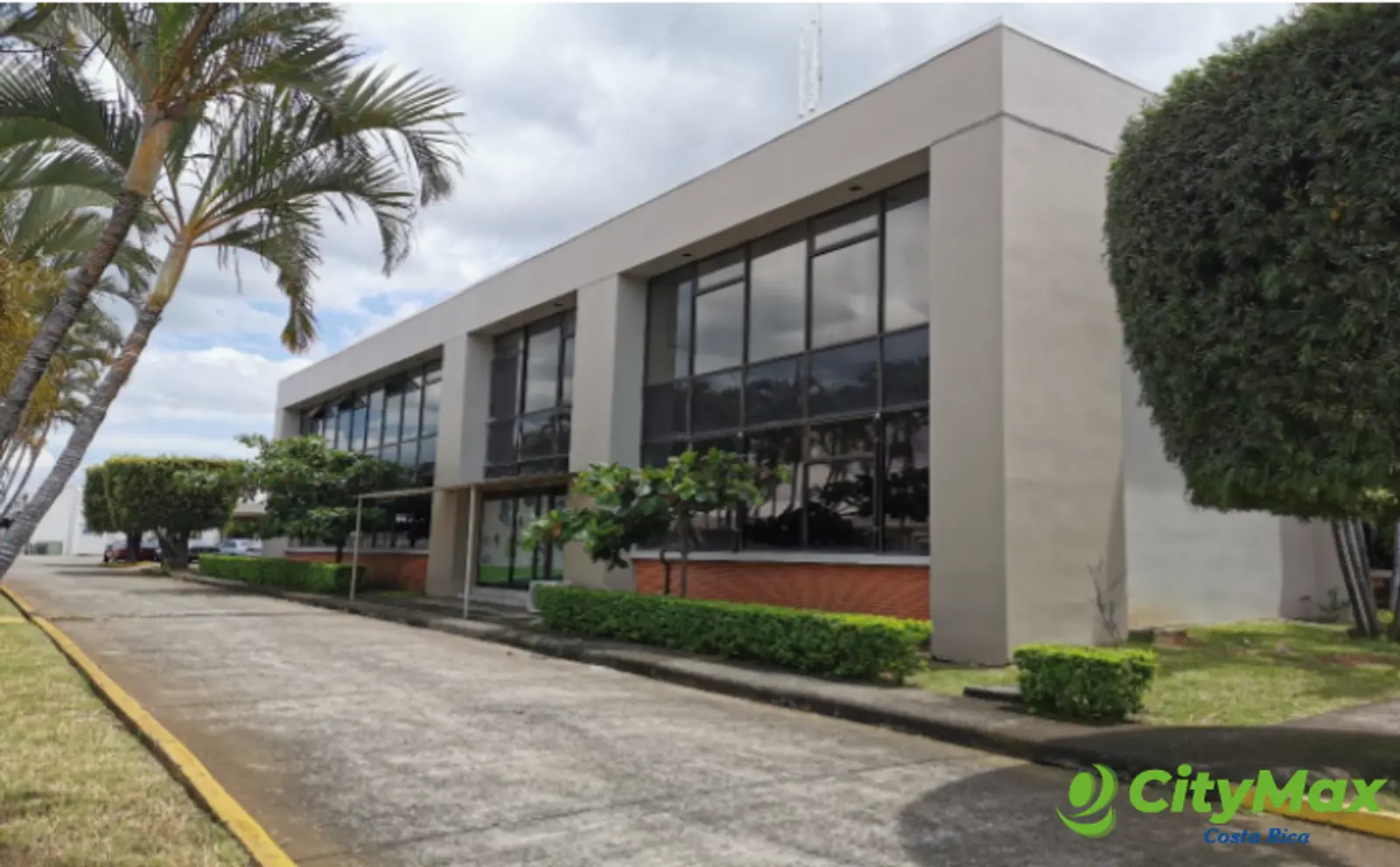 Oficinas en Alquiler con 1,056 m² en Barreal Heredia - foto 1
