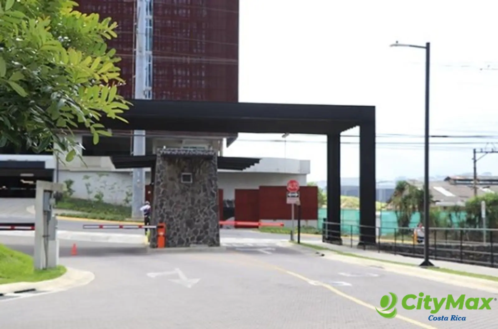 Edificio Comercial en Alquiler en Belén San José CR - foto 1